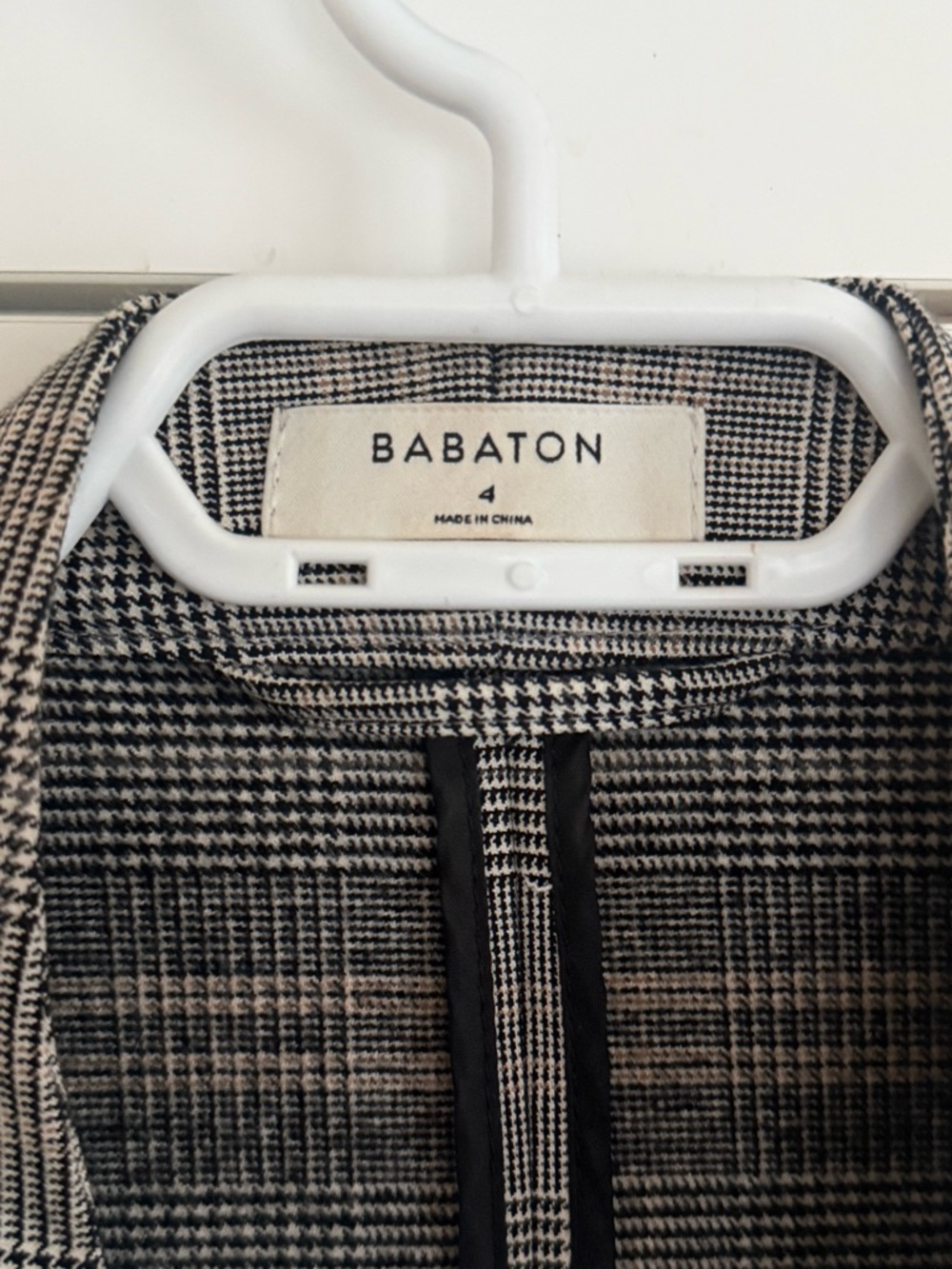 Babaton Gray Plaid Open-Front Blazer - Picture 4 of 5